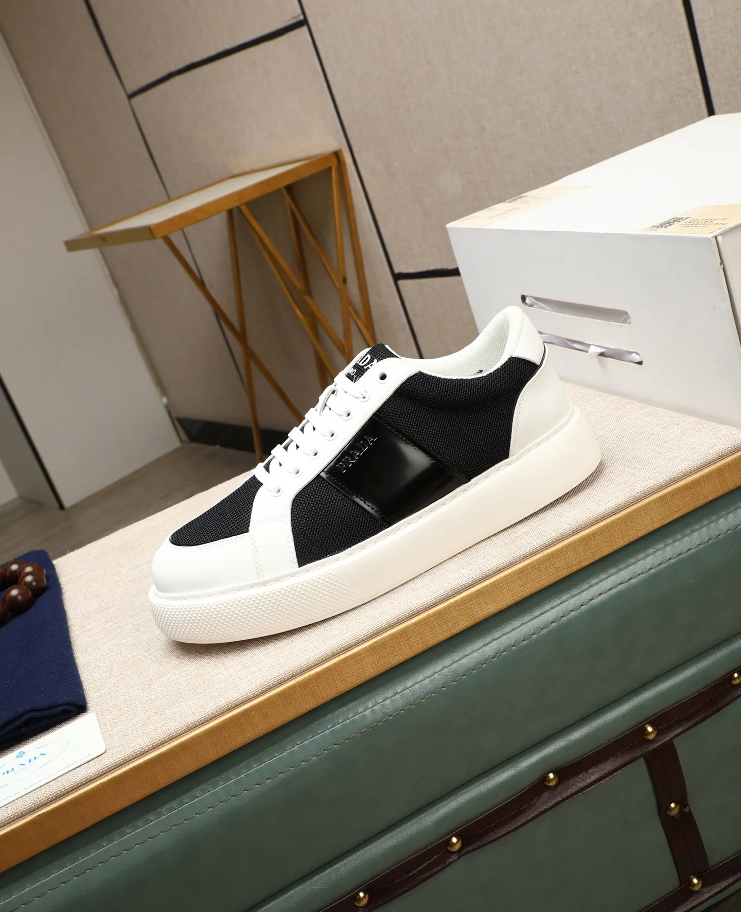 Men's shoes 💰580 [PRADA] Prada - High-end quality original order - Upper: 🔝 silk calfskin, brand canvas cloth, brand metal fasteners - Lining: mesh, foot pads; top-grade cowhide - Outsole: ultra-light TPU foam; molded outsole - Ultra-high quality control·Fine workmanship: highlighted (high-end·luxury·grade) -Size: 38-44 (45 can be customized) Wang